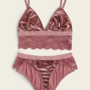 Lingerie Set